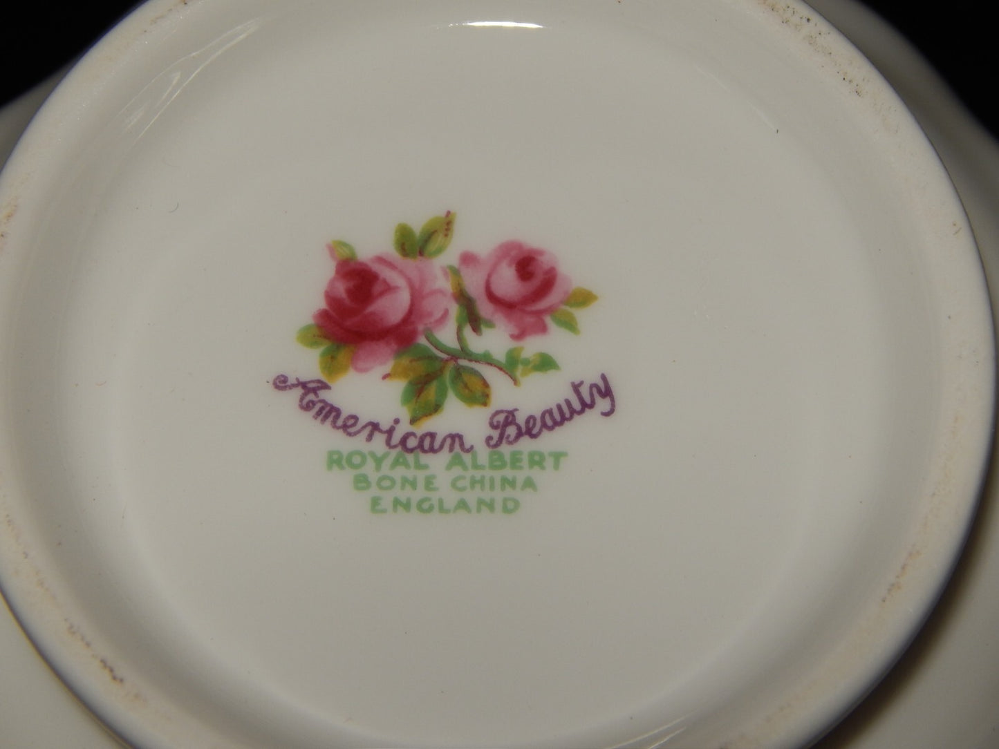 PREZIOSA PORCELLANA ROYAL ALBERT ZUCCHERIERA VINTAGE DISEGNO AMERICAN BEAUTY