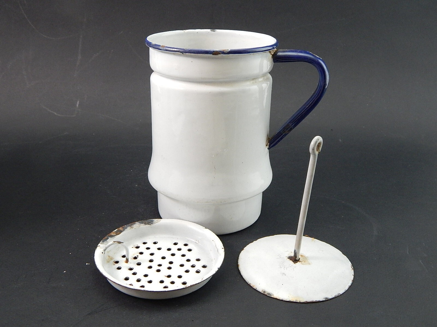 ANTICA CAFFETTIERA LATTA SMALTATA PORCELLANATA BIANCA DUE LEONI BASSANO #2020