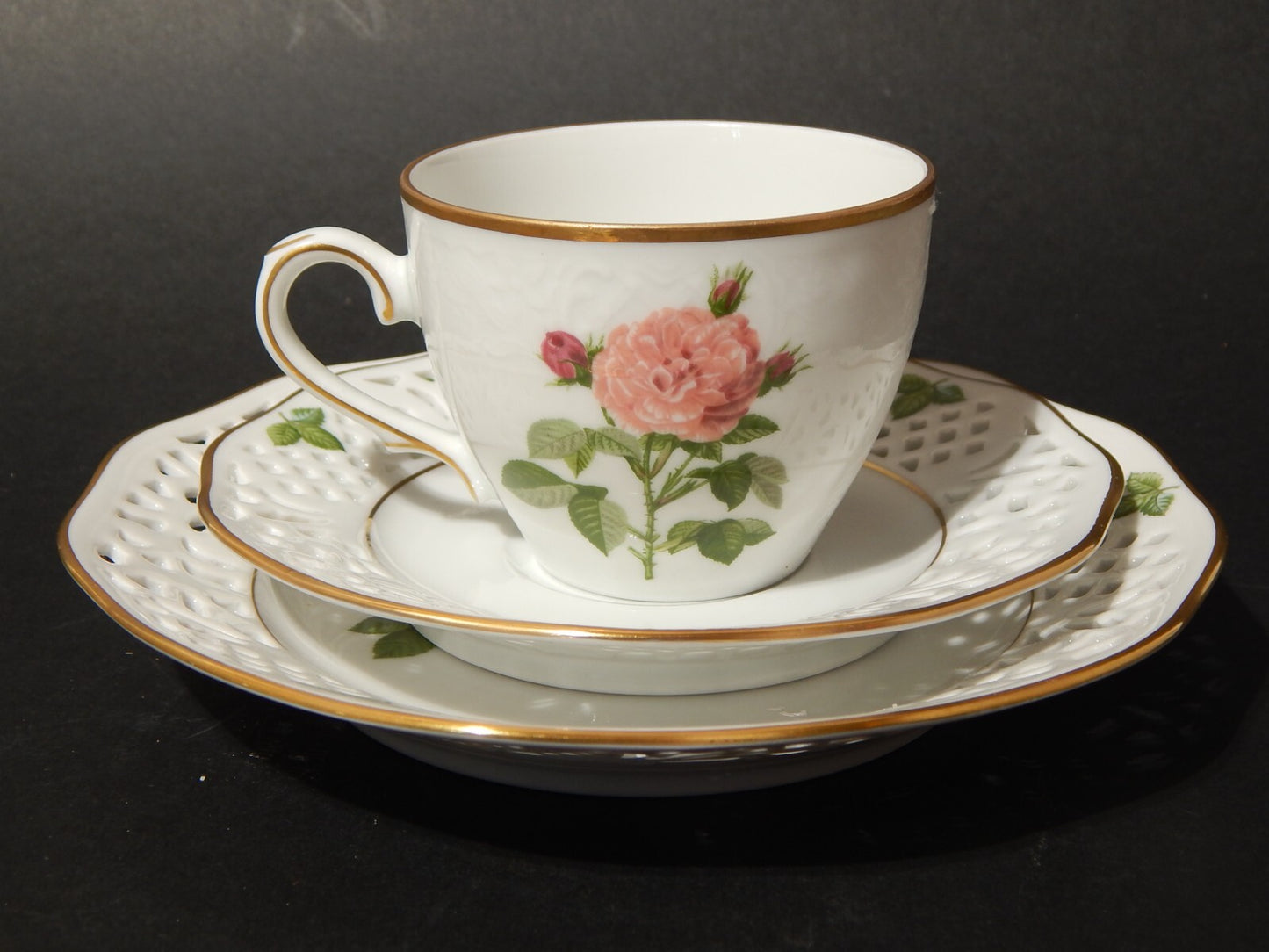 TRIO TAZZA PORCELLANA SCHUMANN BAVARIA PIERRE JOSEPH REDOUTE' ROSA ALBA REGALIS