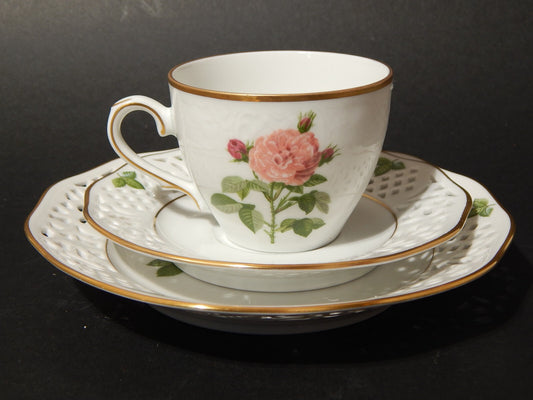 TRIO TAZZA PORCELLANA SCHUMANN BAVARIA PIERRE JOSEPH REDOUTE' ROSA ALBA REGALIS