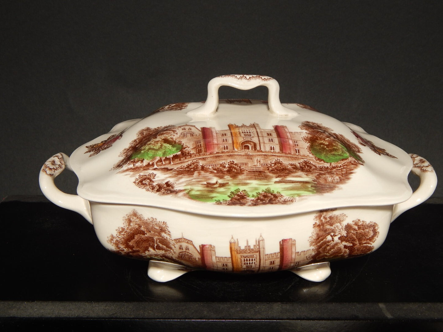 ANTICA LEGUMIERA ZUPPIERA PORCELLANA JOHNSON BROS ROYAL HOMES OF BRITAIN HAMPTON