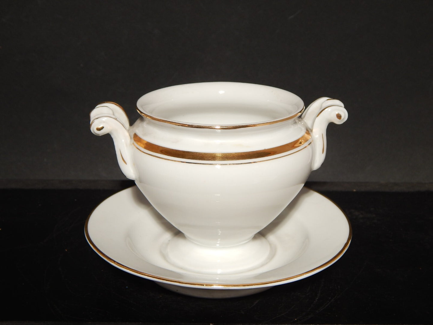 ANTICA RARA PORCELLANA SALSIERA ZUPPIERA EGOISTE IMPERO CARL TIELSCH ALTWASSER