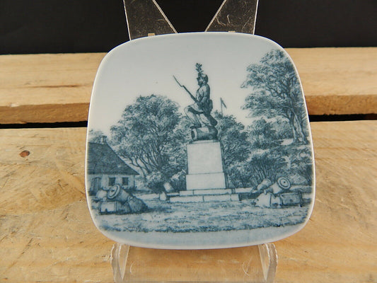 ROYAL COPENHAGEN BING&GRONDAHL PLAQUETTE PIATTINO PORCELLANA LANDSOLDATEN