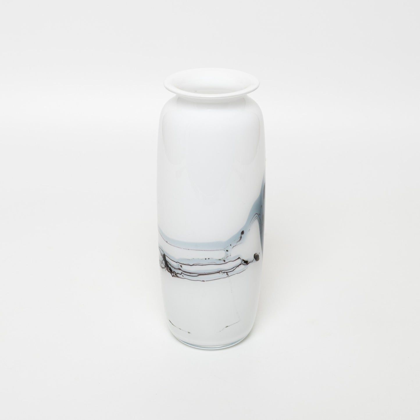 VASO VETRO OPALINO BIANCO CON DECORO BLU HOLMEGARD ATLANTIS MICHAEL BANG CM 20