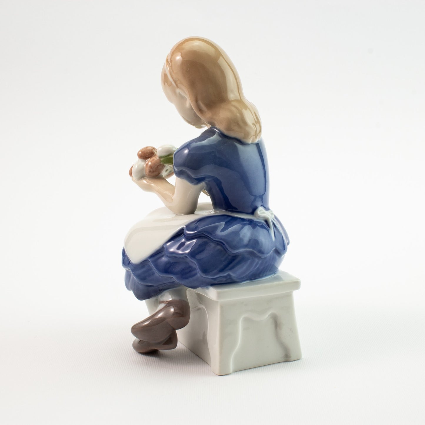 STATUINA PORCELLANA ROYAL COPENHAGEN BING&GRONDAHL "I Fiori di Ida" 2298 15x9x9