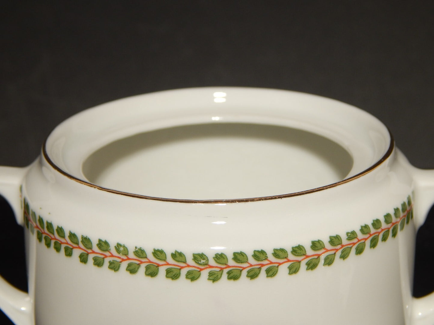 ANTICO IMPERO SERVIZIO CAFFÈ PORCELLANA BIANCA GHIRLANDE PICCOLE FOGLIE VERDI