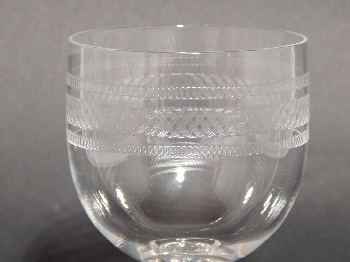 ANTICO ELEGANTE RARO ART DECO SERVIZIO 12 CALICI CRISTALLO MOLATO E INCISO