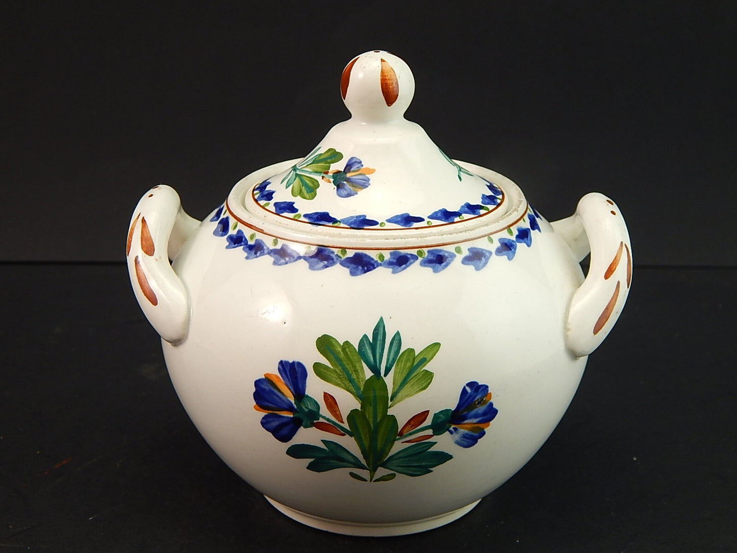 ANTICA ZUCCHERIERA CERAMICA SARREGUEMINES DIPINTA A MANO IN POLICROMIA