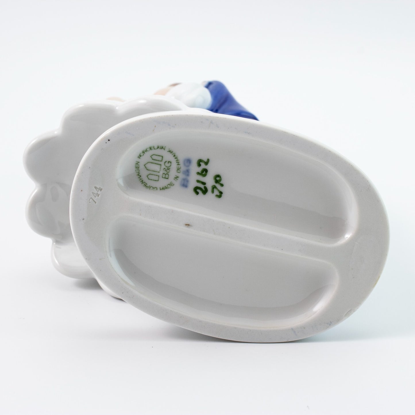 STATUINA PORCELLANA ROYAL COPENHAGEN BING&GRONDAHL "Primo Bacio" CM 19x13x8 2162