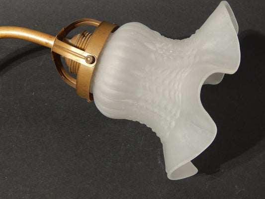 ANTICA LIBERTY APPLIQUE LAMPADA PARETE OTTONE TULIP IN VETRO SATINATO B1055