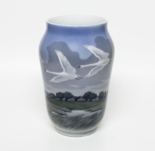 VASO PORCELLANA ROYAL COPENHAGEN "Cigni in Volo" ORIGINALE CM 26 DIFETTO