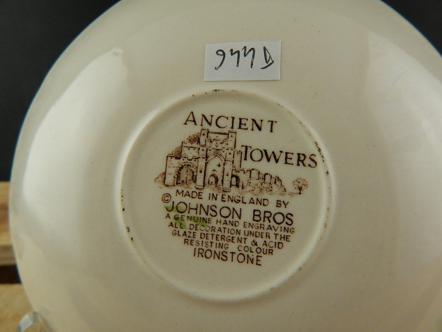 VINTAGE SEMI PORCELLANA JOHNSON BROS COLLEZIONE ANCIENT TOWERS TAZZA TE'
