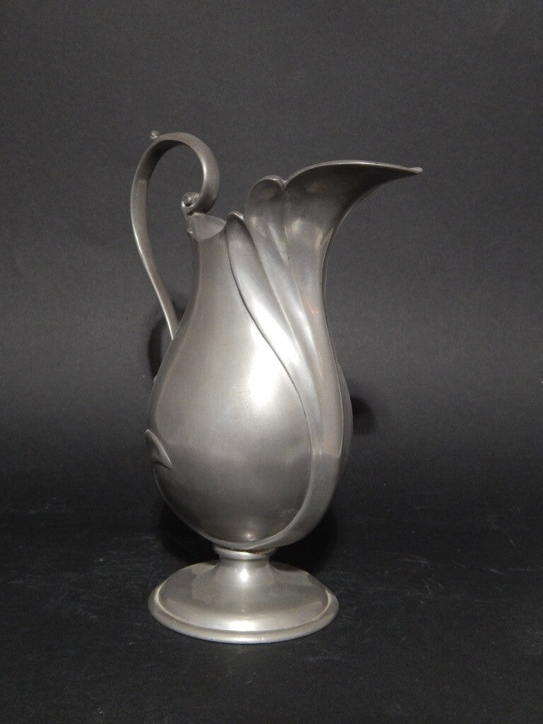 ANTICA COLLEZIONE ELEGANTE PREZIOSA BROCCA CARAFFA IN PELTRO 95%