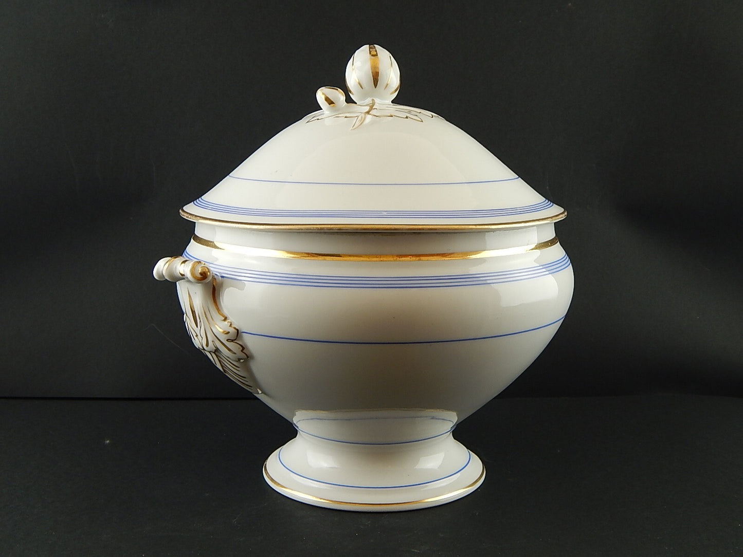 ANTICA RARA ZUPPIERA CENTROTAVOLA PORCELLANA PARIGI BIANCA BLU ORO NAPOLEONE III