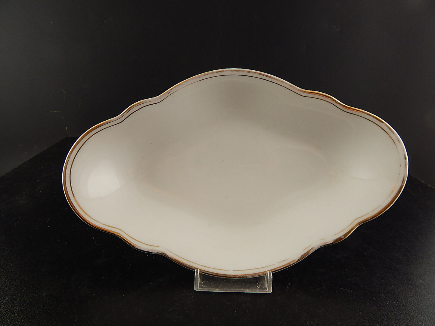 ANTICA ART DECO VASSOIO RAVIERA PORCELLANA BIANCA ORO BAVARIA OSCAR SCHALLER