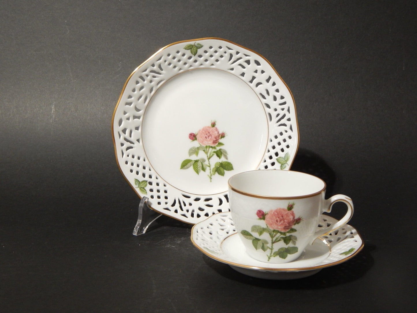 TRIO TAZZA PORCELLANA SCHUMANN BAVARIA PIERRE JOSEPH REDOUTE' ROSA ALBA REGALIS