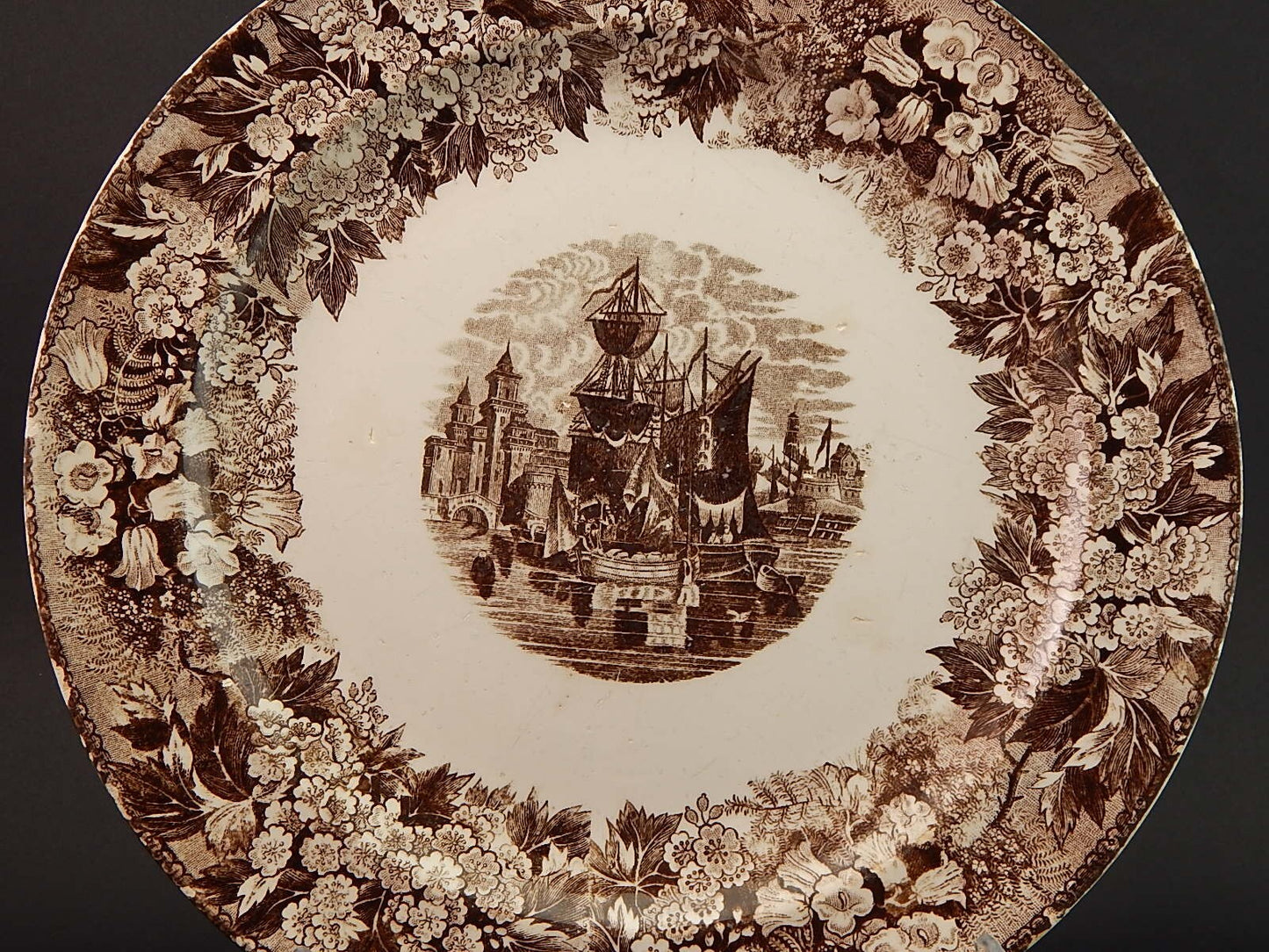 ANTICO PIATTO PORTATA VASSOIO PORCELLANA MANIFATTURA VENETA DECORO FERRARA