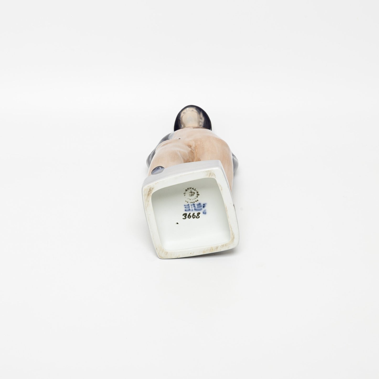 STATUINA PORCELLANA ROYAL COPENHAGEN "Pescatore" COD 3668 CM 27x10x8