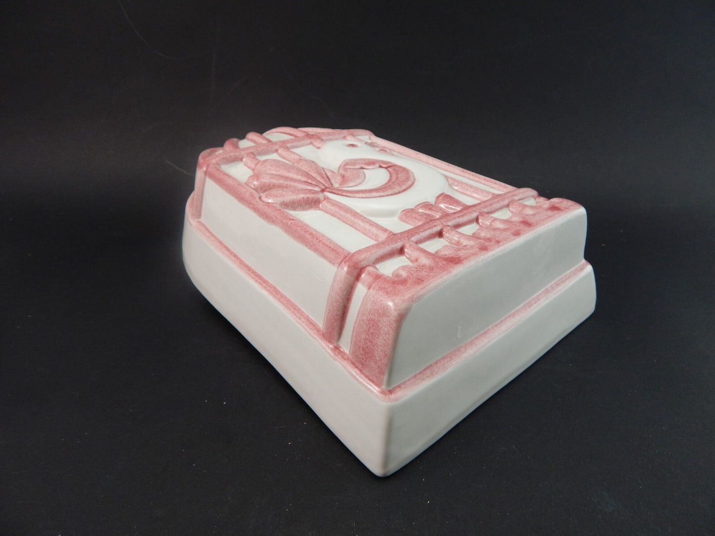 VINTAGE FORMELLA CERAMICA DESIGNER LENE VECCHIA THUN GABBIA CON UCCELLINO ROSA