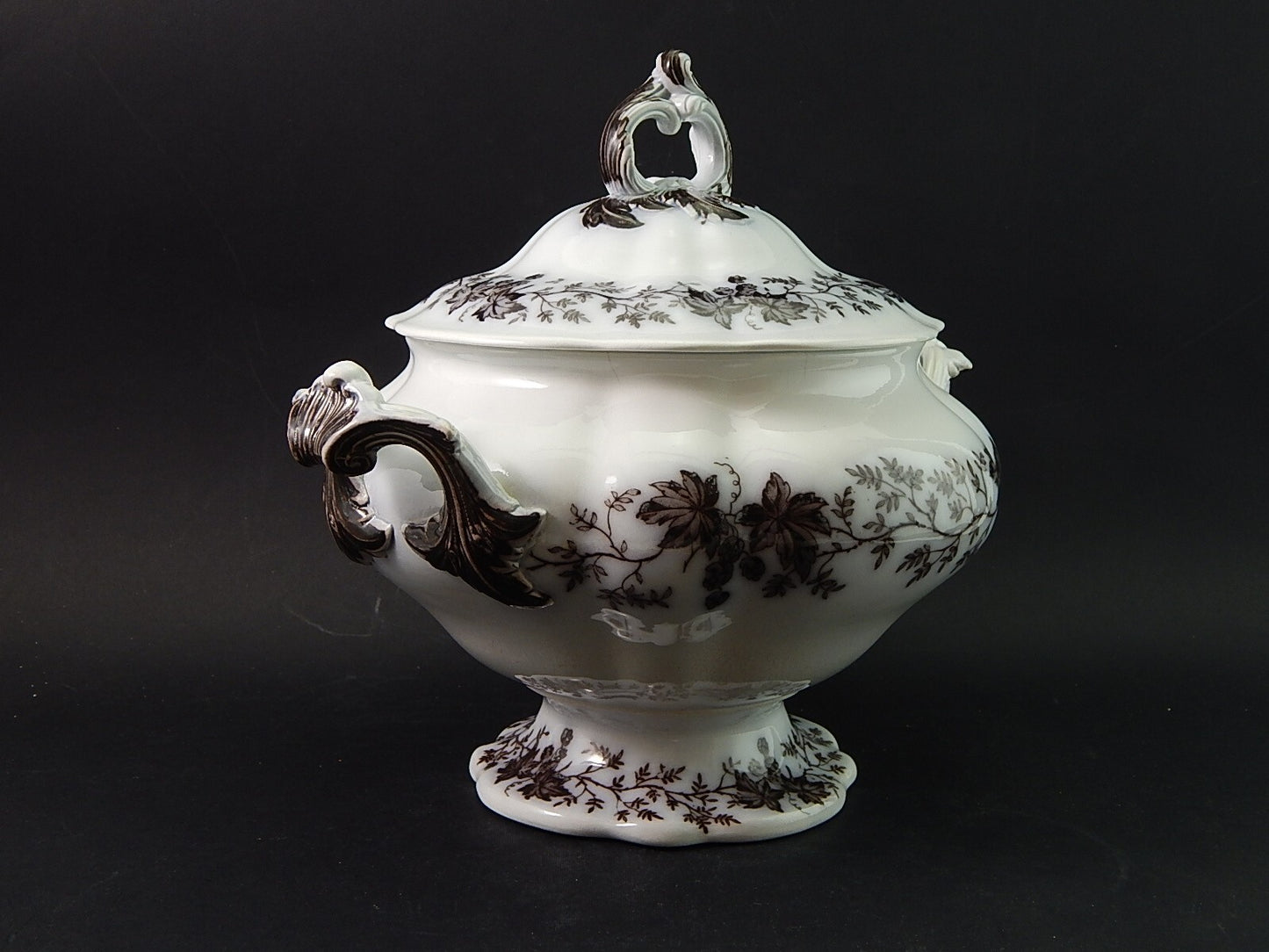 ANTICA RARA ZUPPIERA CENTROTAVOLA CERAMICA SARREGUEMINES U&Cie HUBLON 1800