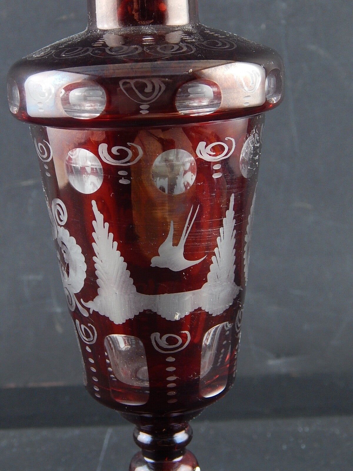 ANTICA PREZIOSA URNA VASO CRISTALLO DI BOEMIA RUBINO INCISO BIEDERMEIER