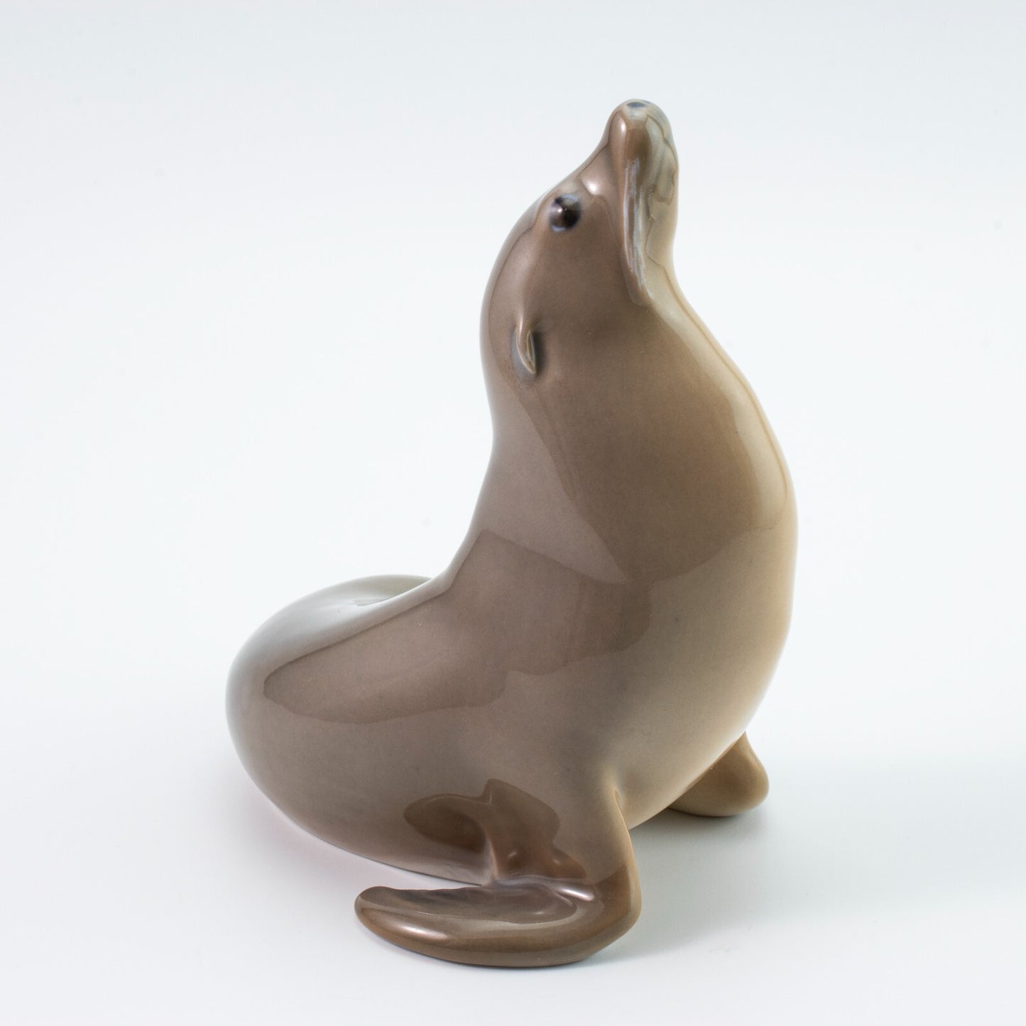 STATUINA PORCELLANA ROYAL COPENHAGEN "Leone Marino" COD 1441 CM 12x11x9