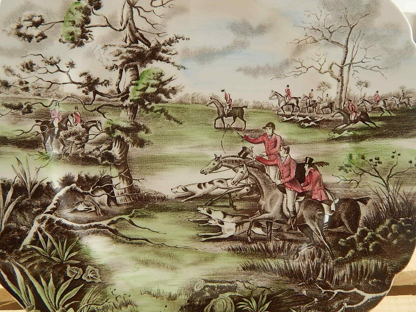 VINTAGE PIATTO PORCELLANA JOHNSON BROS COLLEZIONE TALLY HO VIEW HALOO