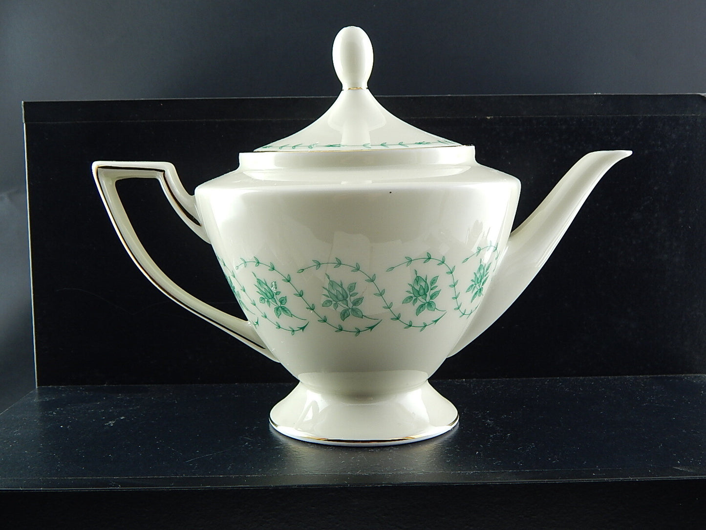 ANTICO SERVIZIO DA TÈ IMPERO PORCELLANA AVORIO E VERDE JAEGER&CO BAVARIA