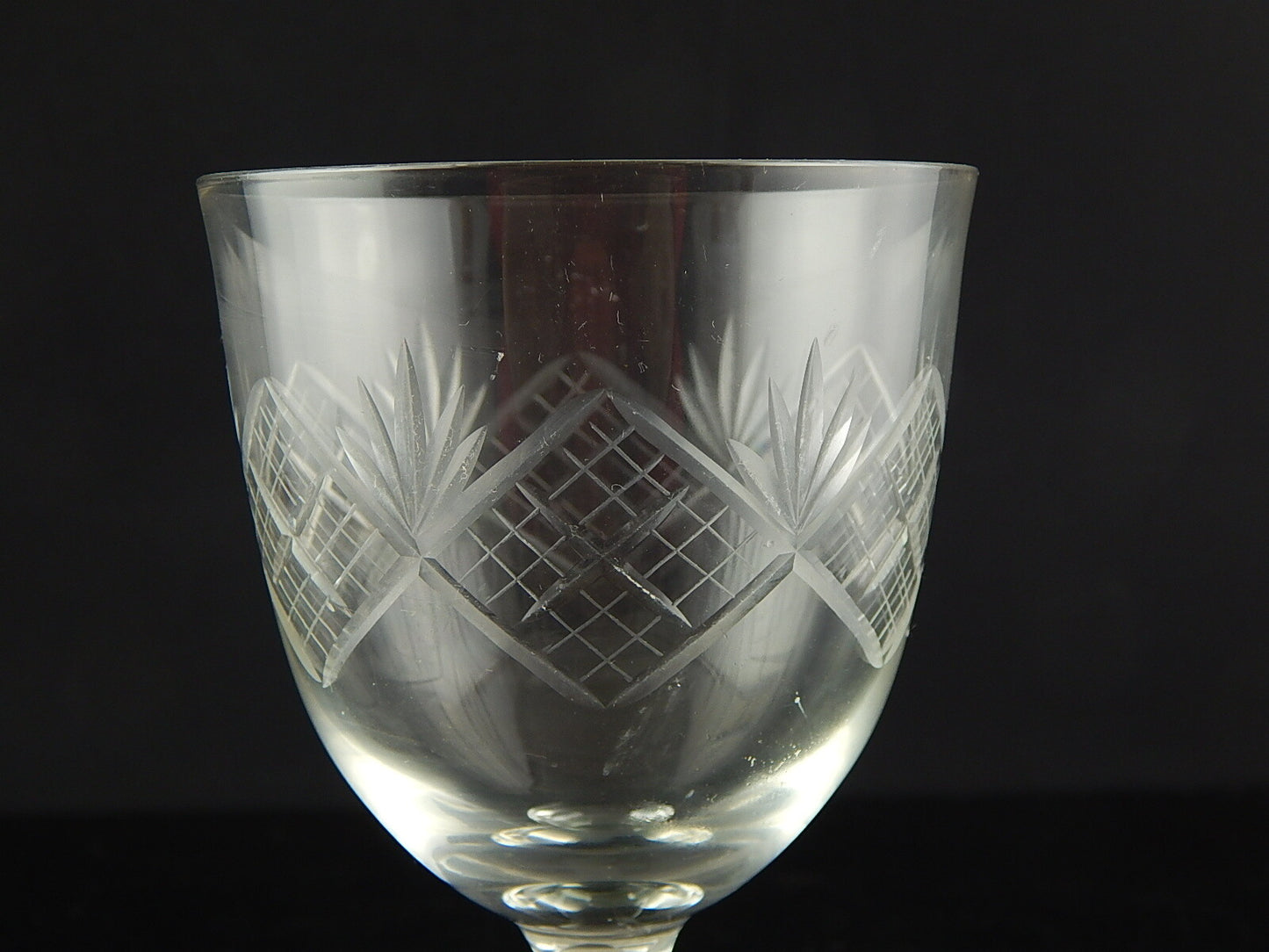 ANTICO ART DECO SET 18 BICCHIERI CALICI CRISTALLO BOEMIA INCISI MOLATI BOTTIGLIA