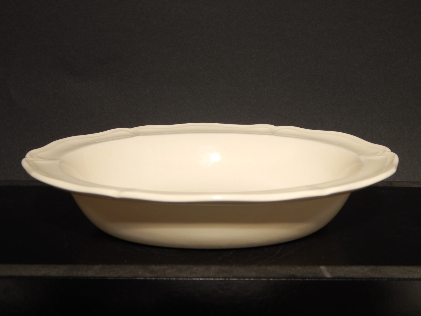 VINTAGE CERAMICA WEDGWOOD ETRURIA BARLASTON QUEENS SHAPE CIOTOLA OVALE FRUTTIERA