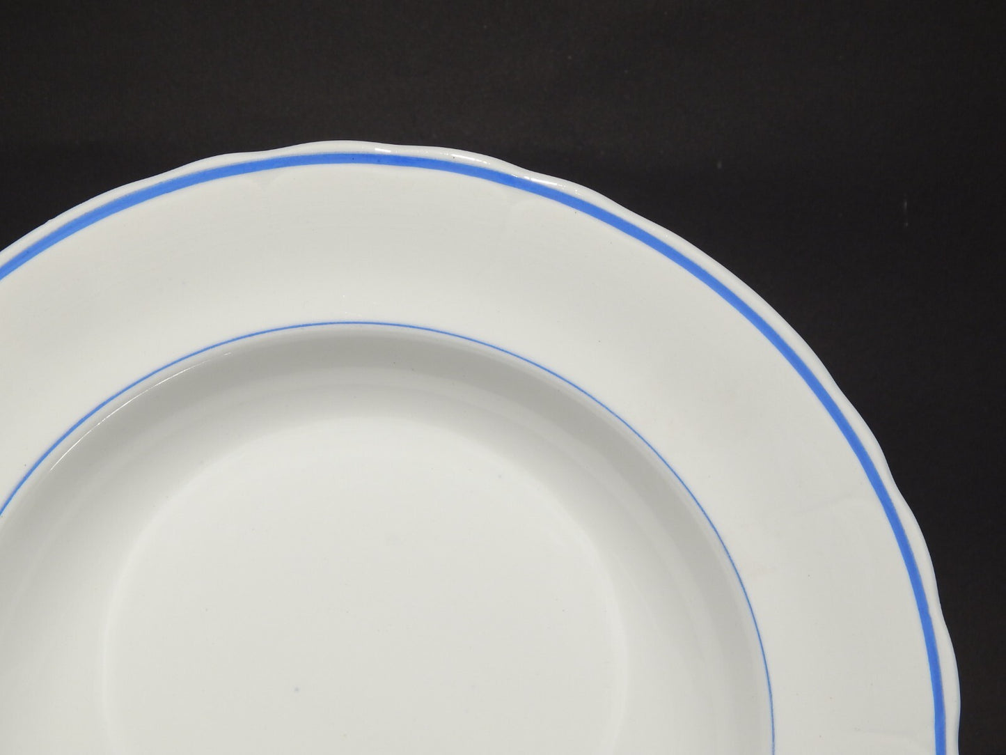 ANTICO RARO SERVIZIO PIATTI CERAMICA BIANCA PROFILO BLU RICHARD MILANO PRIMO 900