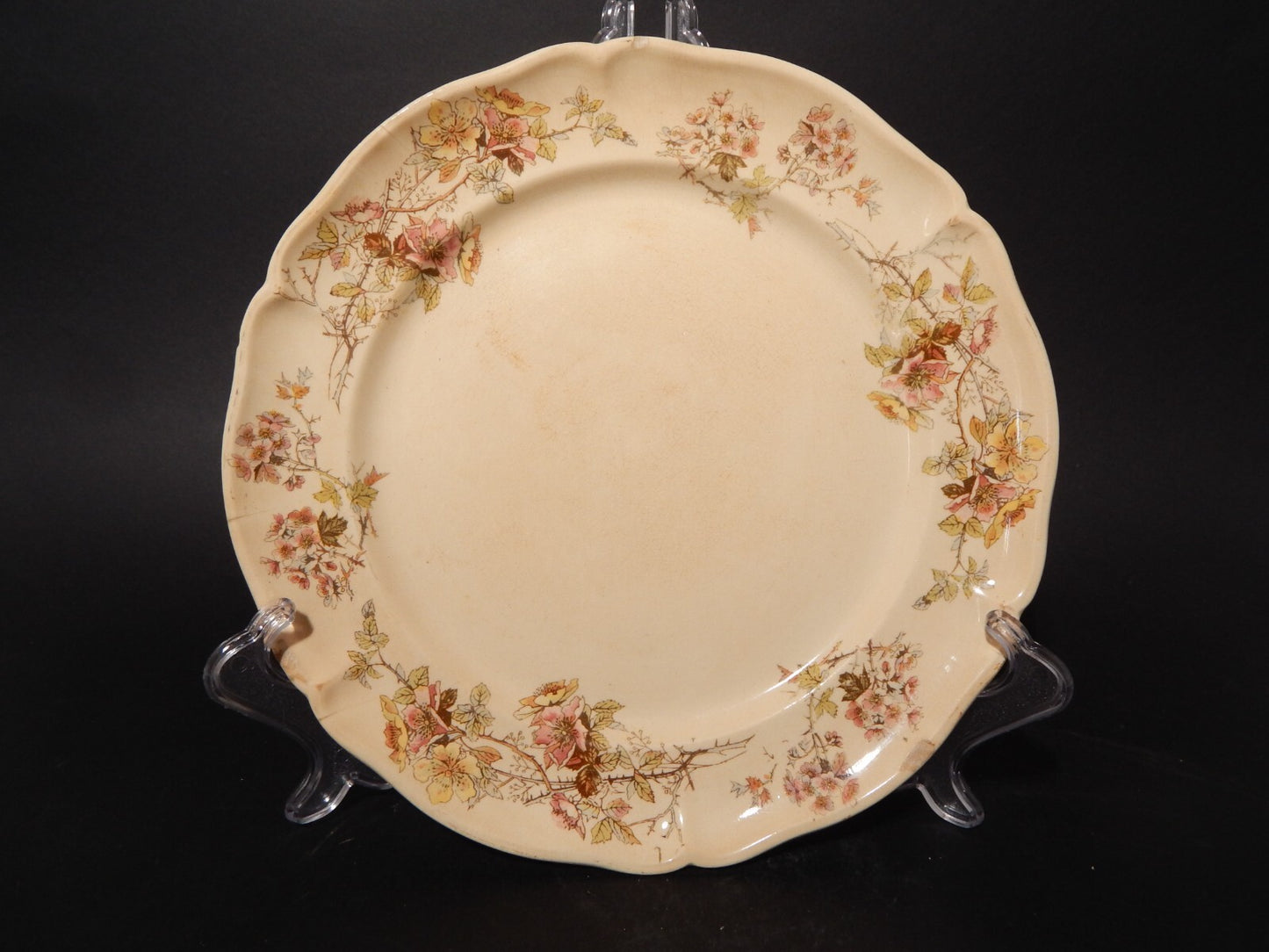 ANTICO RARO PIATTO CERAMICA VILLEROY&BOCH METTLACH DI FINE 1800 CM. 23 DIFETTO