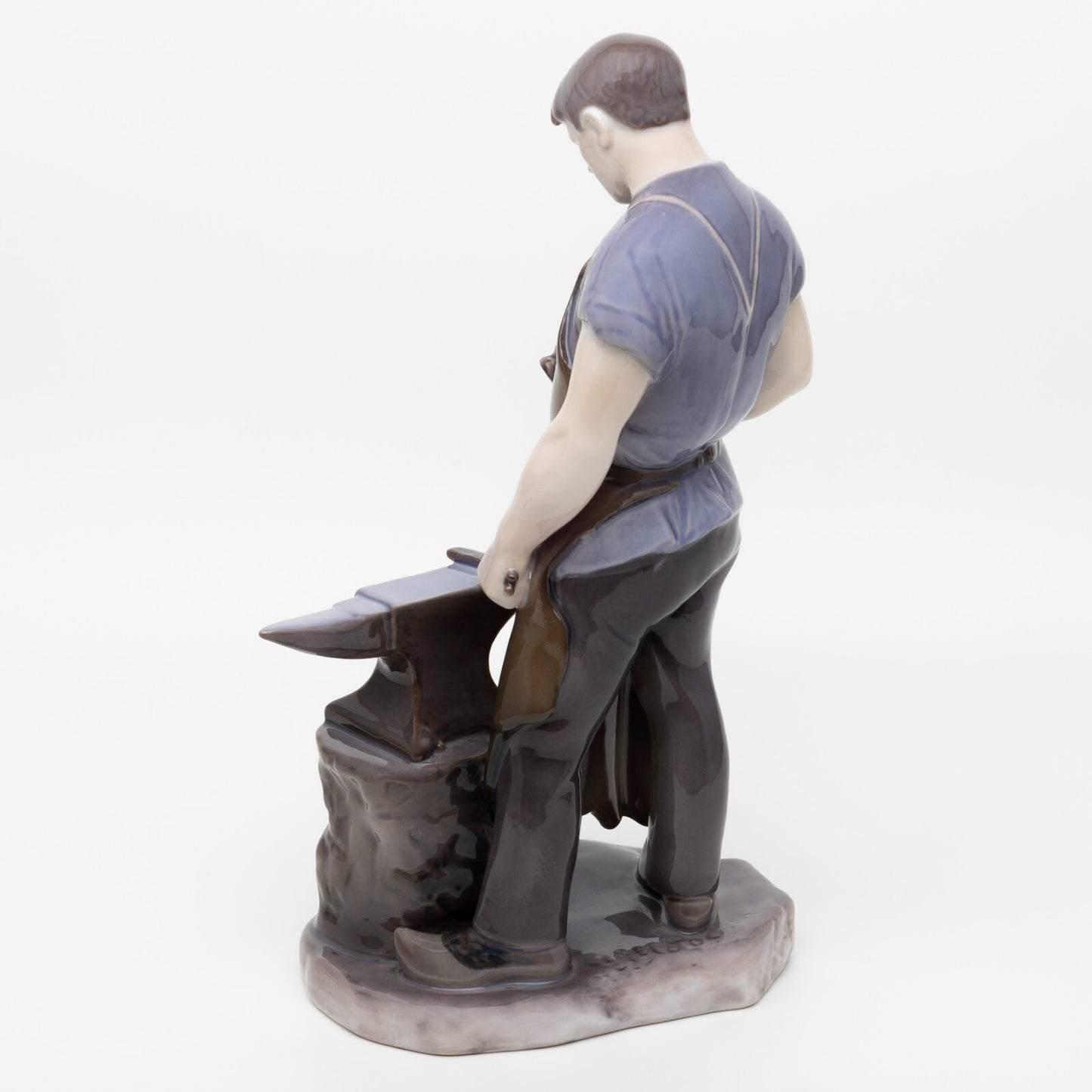 STATUINA PORCELLANA ROYAL COPENHAGEN BING&GRONDAHL "Il Fabbro" COD 2225 CM 30x17