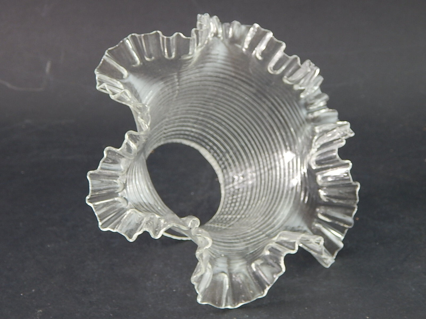 ANTICO EPOCA LIBERTY VETRO SOFFIATO TULIP PARALUME PER APPLIQUE O LAMPADA #2099