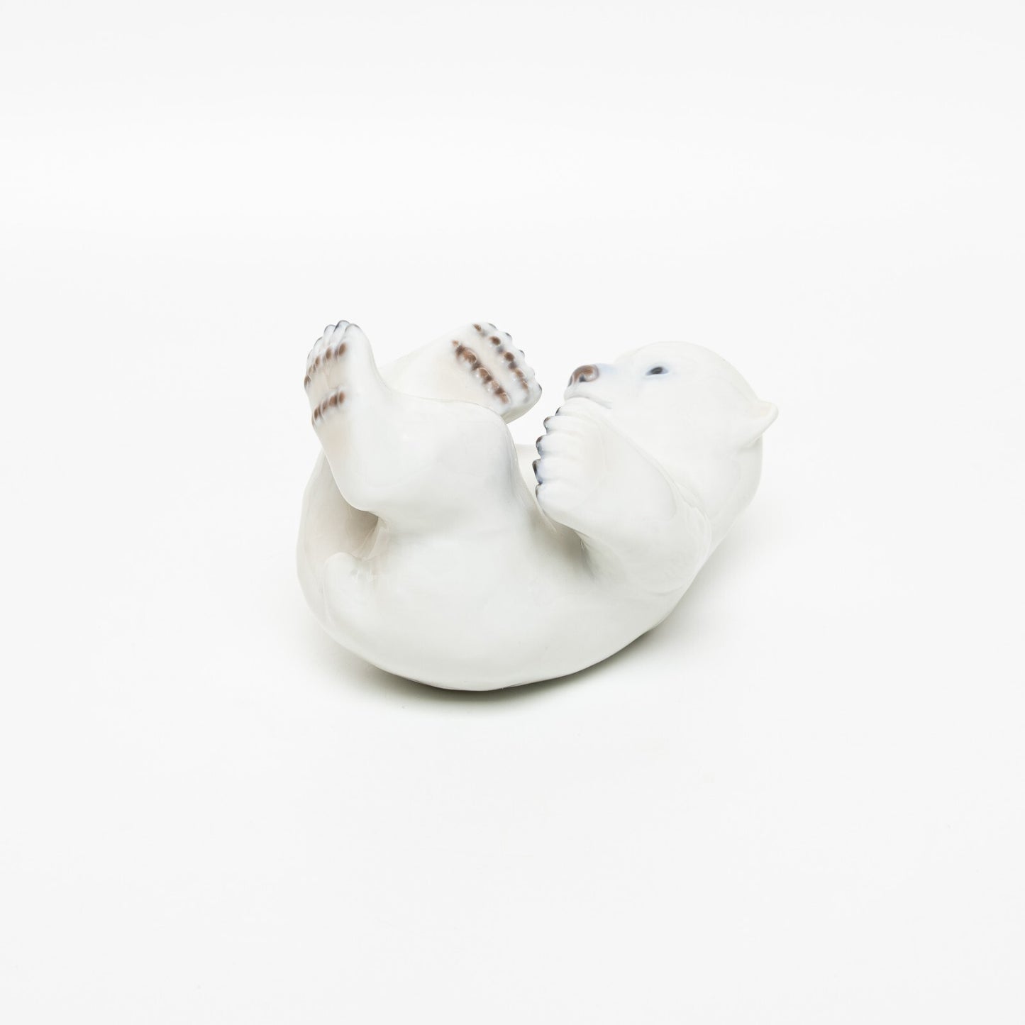 STATUINA PORCELLANA ROYAL COPENHAGEN "Cucciolo Orso Polare" COD 2537 CM 11x16x9