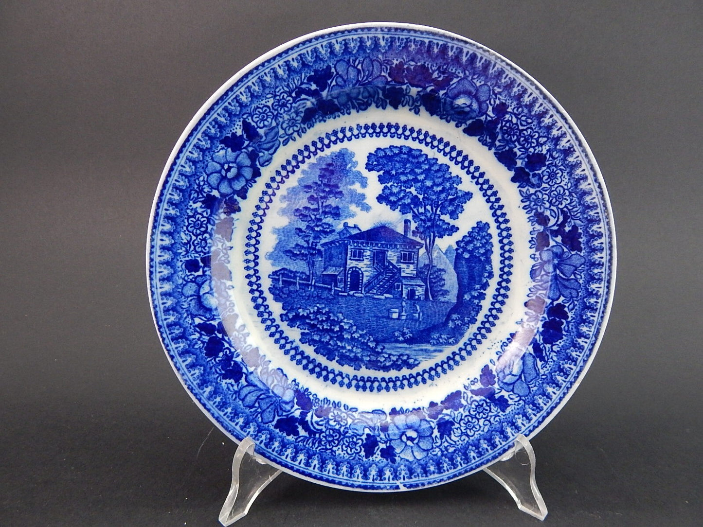 ANTICO PIATTO CERAMICA META' 1800 GUSTAVSBERG STAMPA A MANO BIANCO BLU