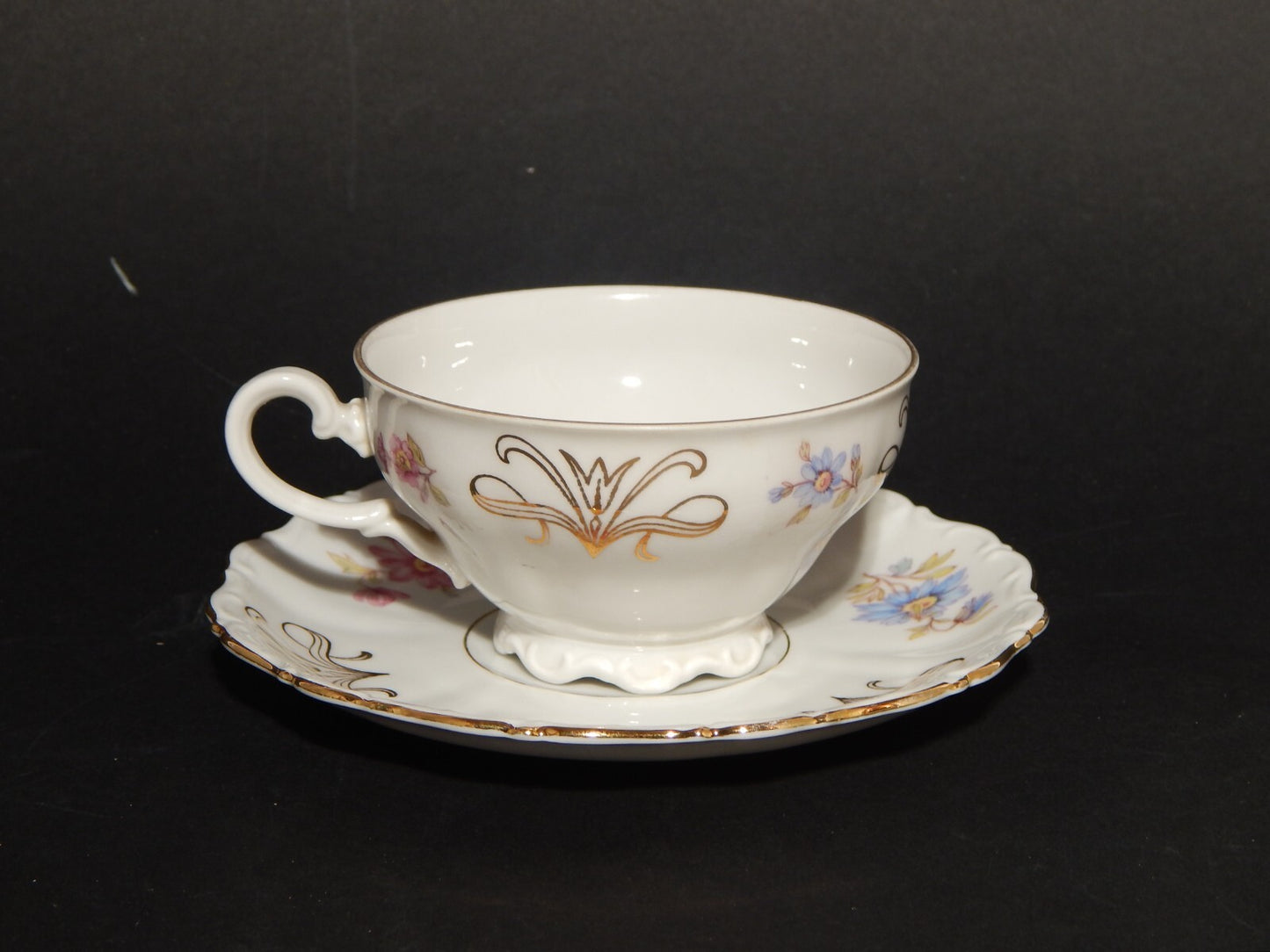 ANTICA TAZZA TE' PORCELLANA BIANCA BAVARIA SELTMANN WEIDEN THERESIA B1001