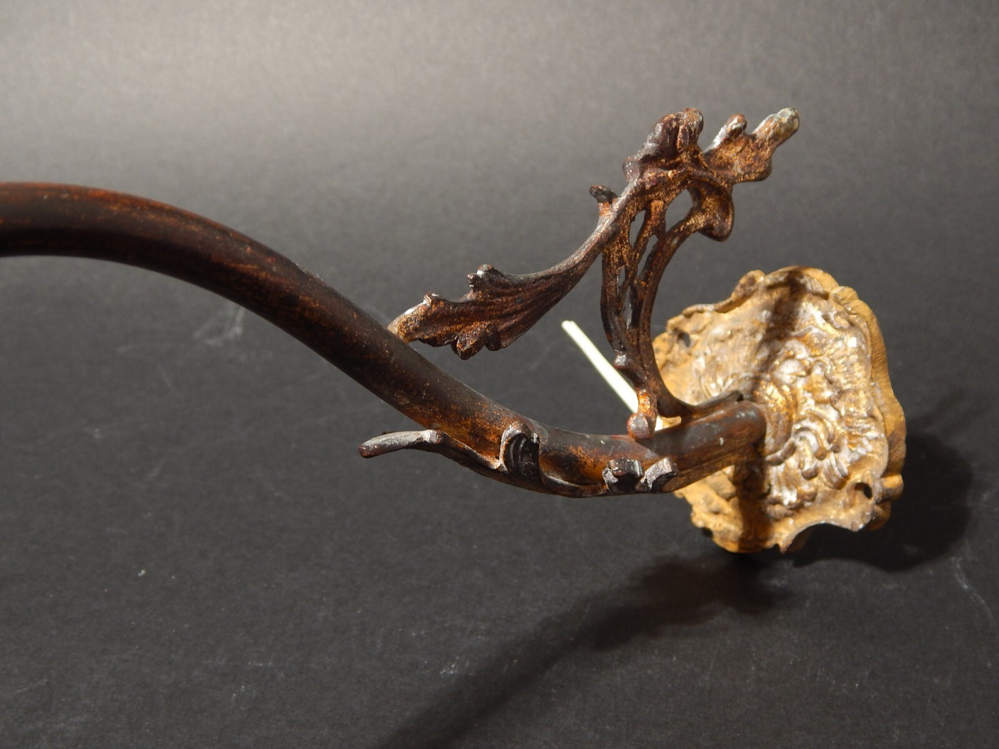 ANTICA LIBERTY APPLIQUE LAMPADA PARETE OTTONE TULIP IN VETRO SATINATO