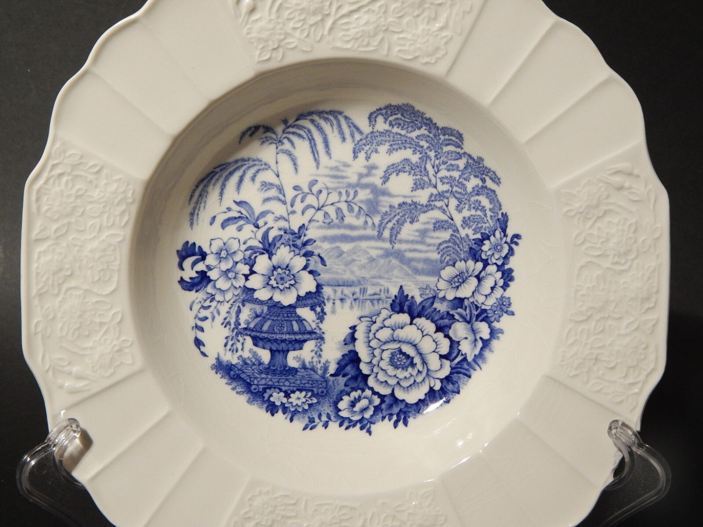 ANTICA CIOTOLA CERAMICA MYOTT SON STAFFORDSHIRE ENGLAND BANFF BIANCO BLU