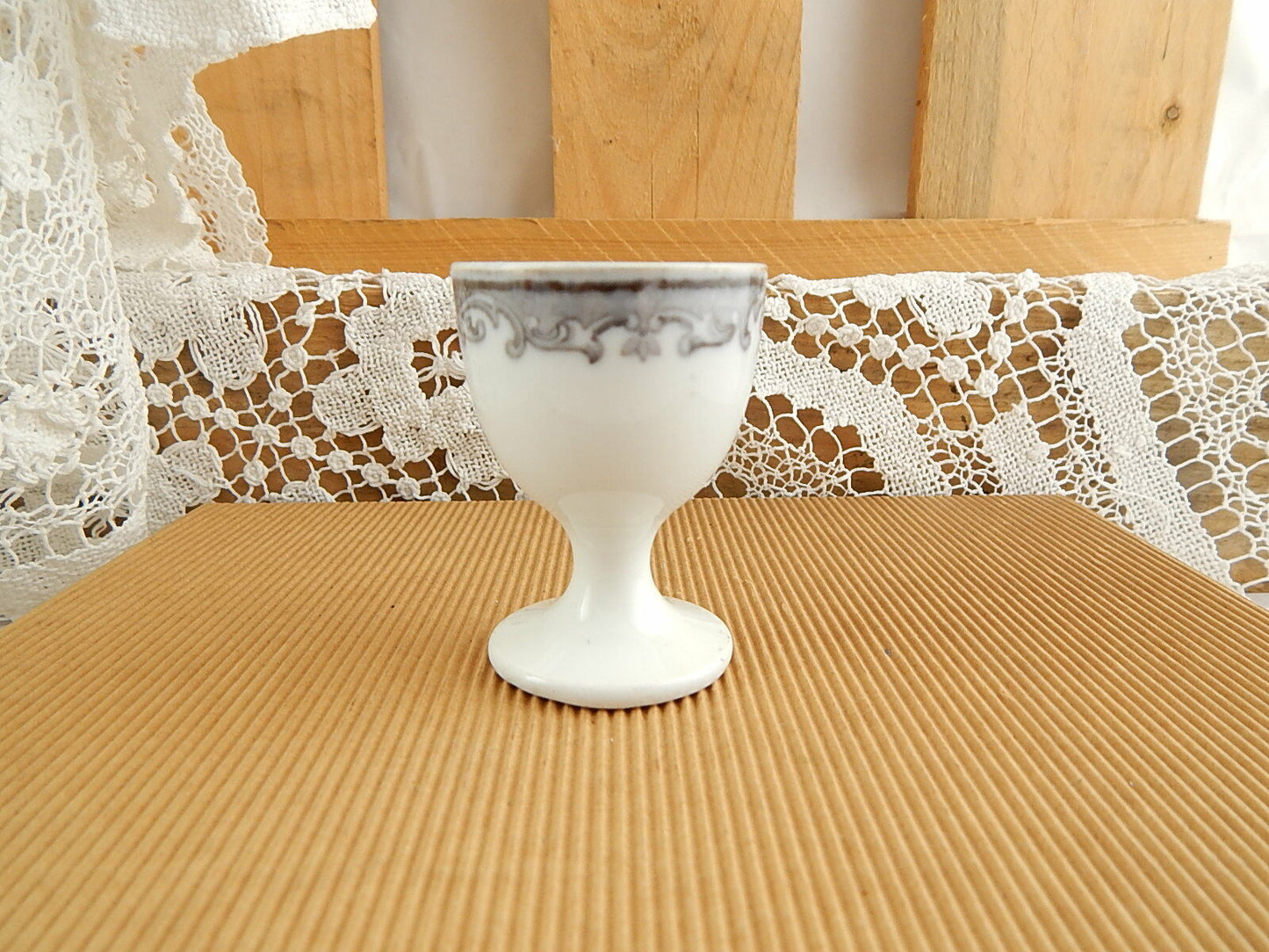 ANTICO RARO PORTAUOVO PORCELLANA XIX SECOLO COLLEZIONE MANIFATTURA INGLESE