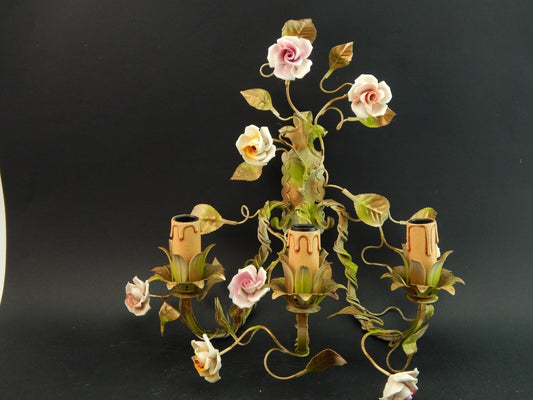 APPLIQUE A TRE FUOCHI ANTICA LIBERTY FERRO BATTUTO E ROSE CERAMICA POLICROME