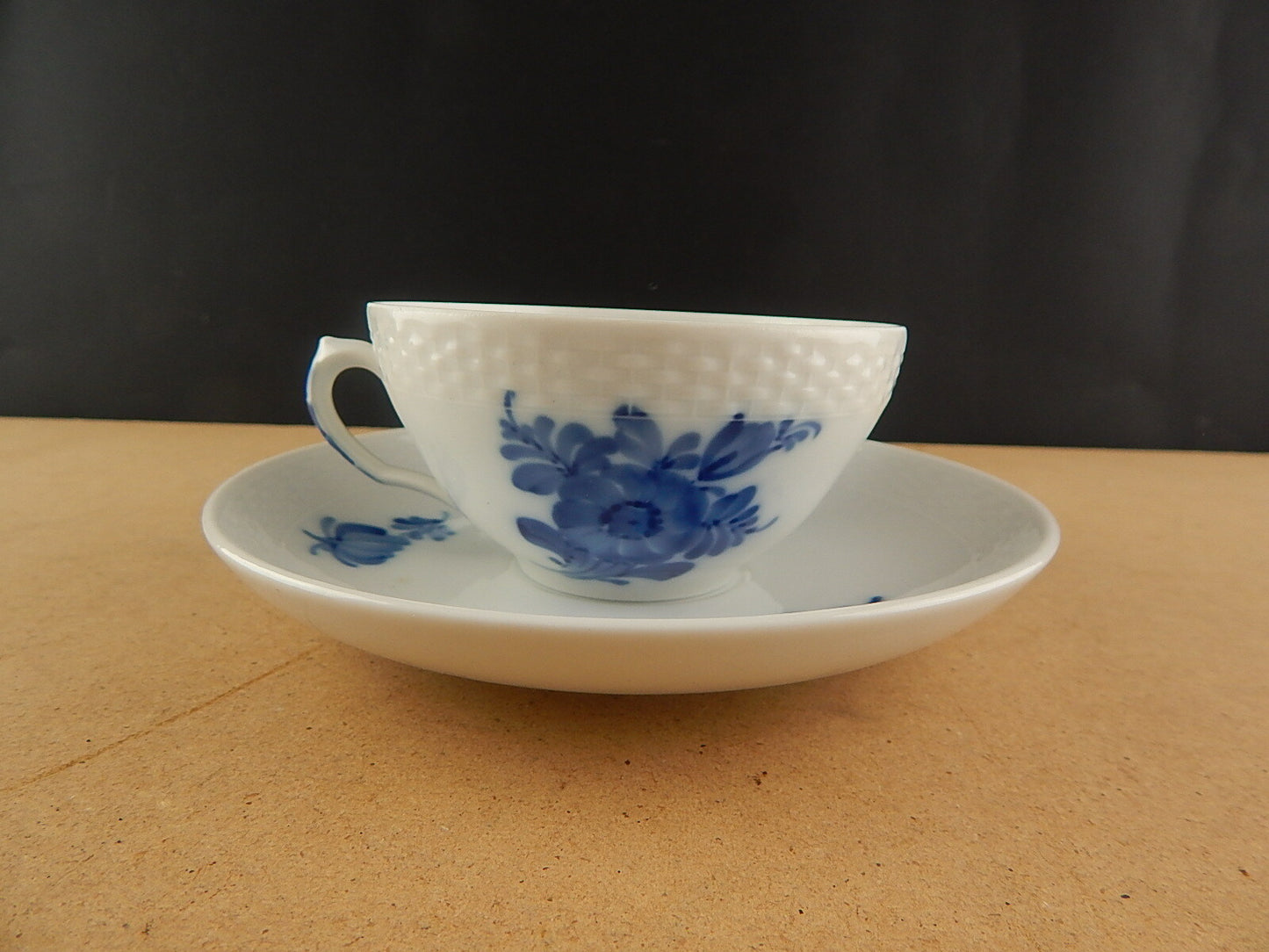 ROYAL COPENHAGEN PORCELLANA BLUE FLOWER TEA CUP SAUCER TAZZA TÈ DIPINTA MANO #1