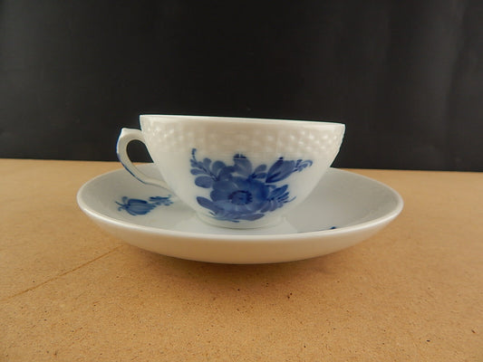 ROYAL COPENHAGEN PORCELLANA BLUE FLOWER TEA CUP SAUCER TAZZA TÈ DIPINTA MANO #1