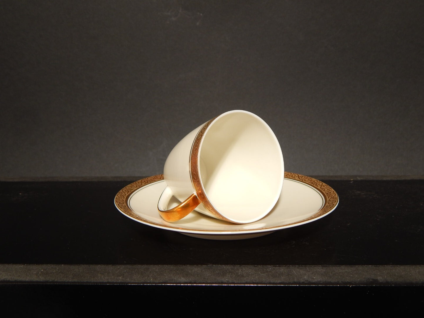 ANTICO SERVIZIO 6 TAZZINE CAFFÈ PORCELLANA JOHANN HAVILAND BAVARIA DECORO ORO