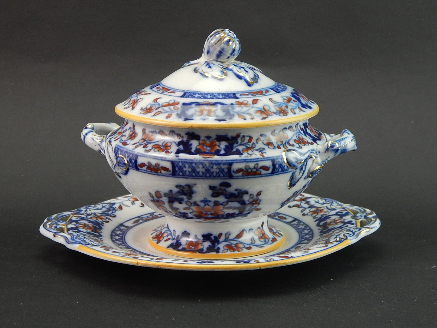 ANTICA RARA ZUPPIERA EGOISTE PUERPERA CENTROTAVOLA CERAMICA INGLESE MINTON 1860