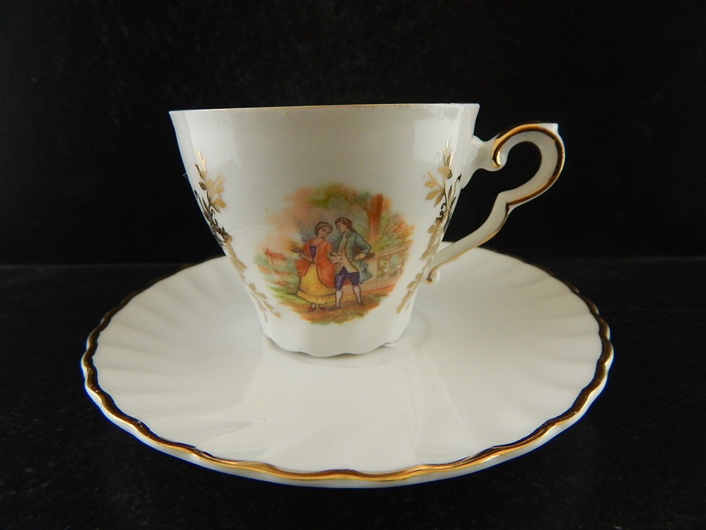 ANTICA TAZZINA CAFFE' PORCELLANA RHEINPFALZ BAVARIA SCENA GALANTE A237