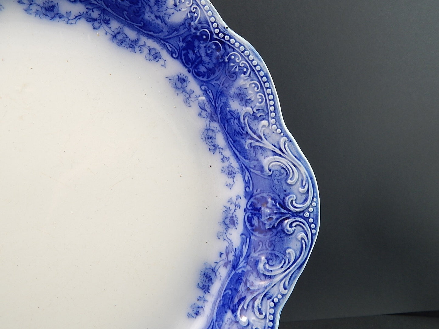 WEDGWOOD&CO ATALANTA ANTICO PREZIOSO VASSOIO ROTONDO SEMI-PORCELLANA DEL 1906