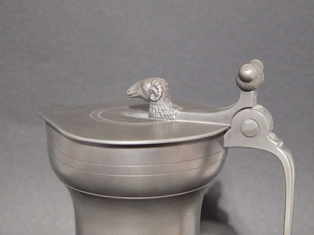 ANTICA COLLEZIONE BROCCA CARAFFA IN PELTRO 95% CON COPERCHIO CON TESTA ARIETE