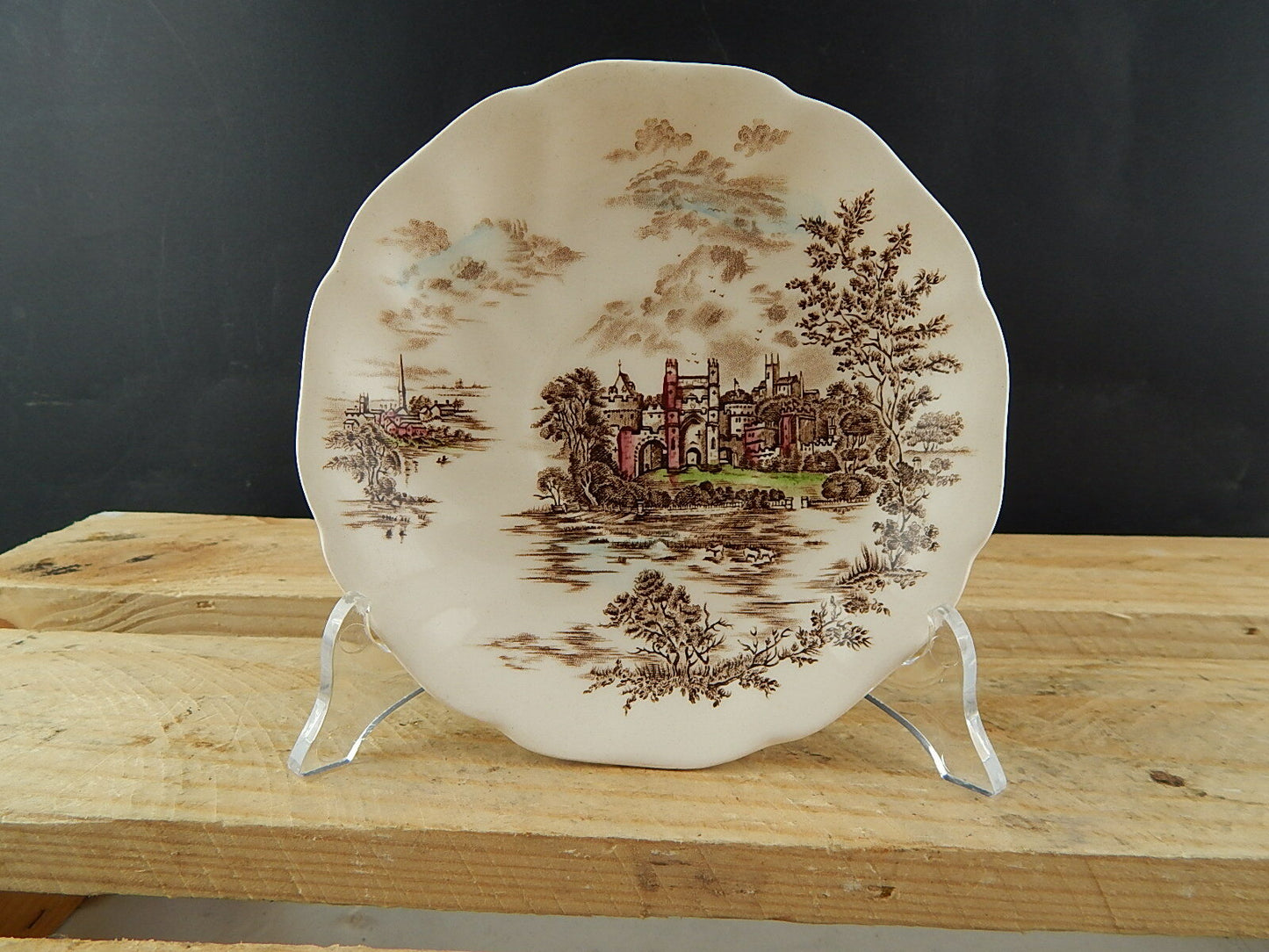 VINTAGE SEMI PORCELLANA JOHNSON BROS COLLEZIONE ANCIENT TOWERS TAZZA TE'