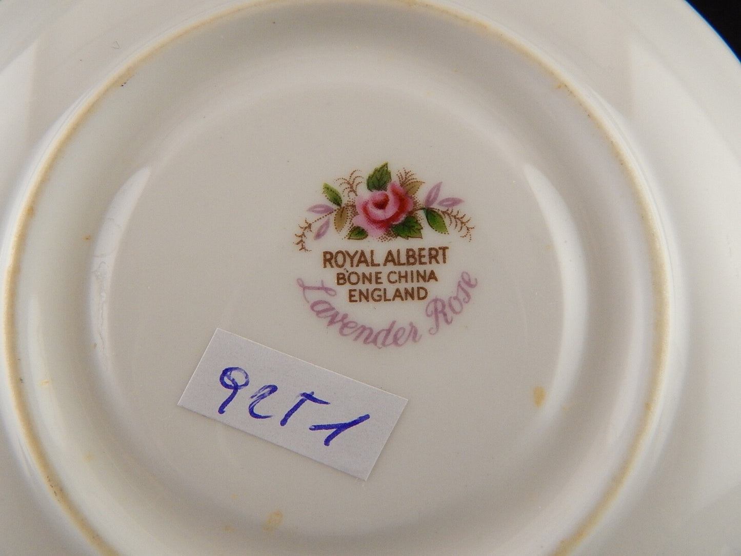 PREZIOSA PORCELLANA ROYAL ALBERT VINTAGE TAZZA COLLEZIONE LAVENDER ROSE ANNI '60